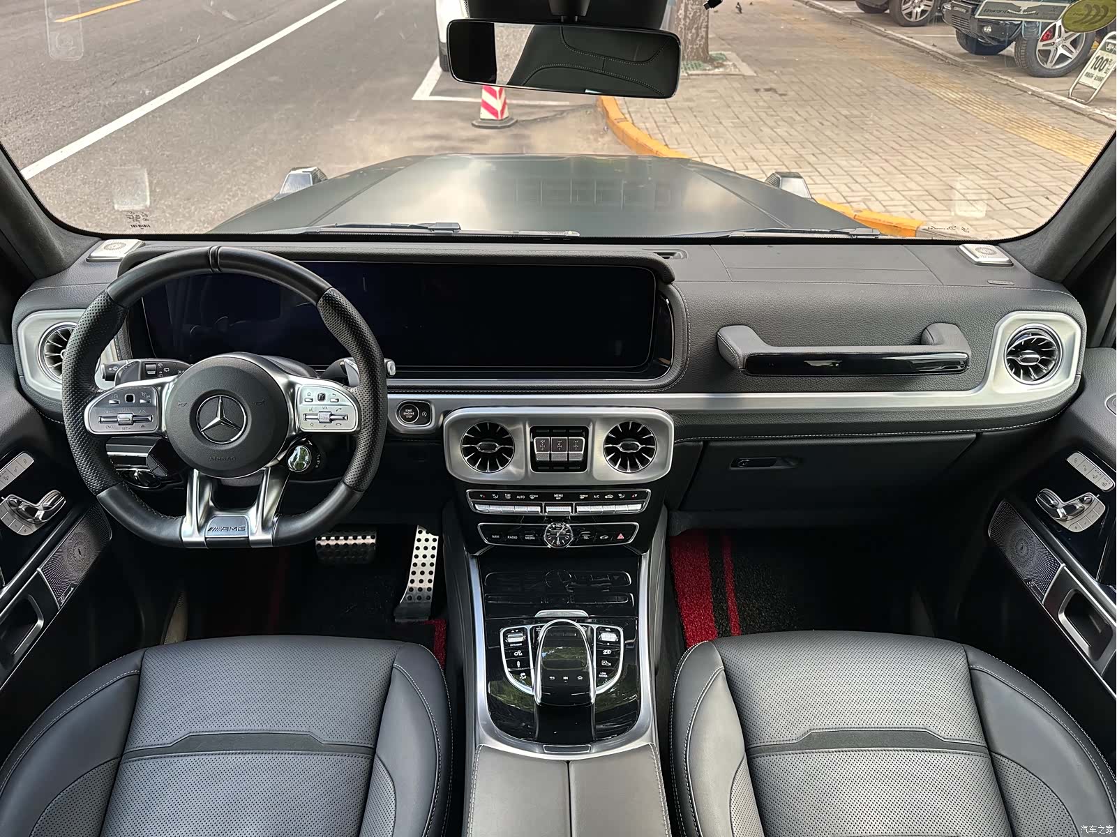 Mercedes-Benz G-Class, 2022 15