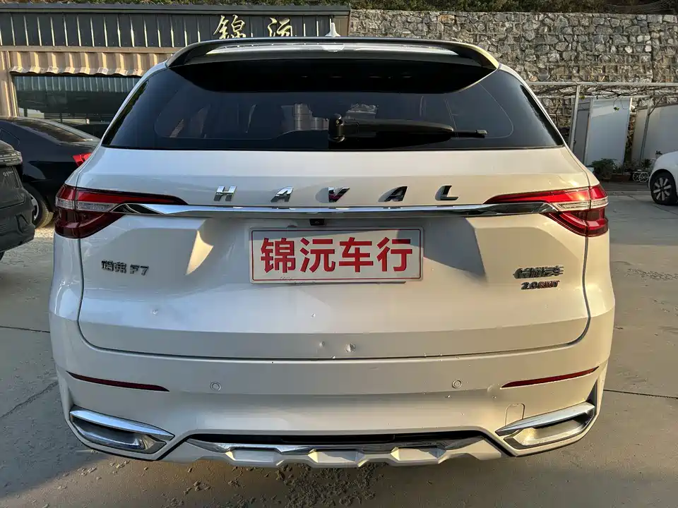 Haval F7