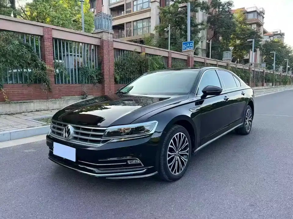 Volkswagen Huiang