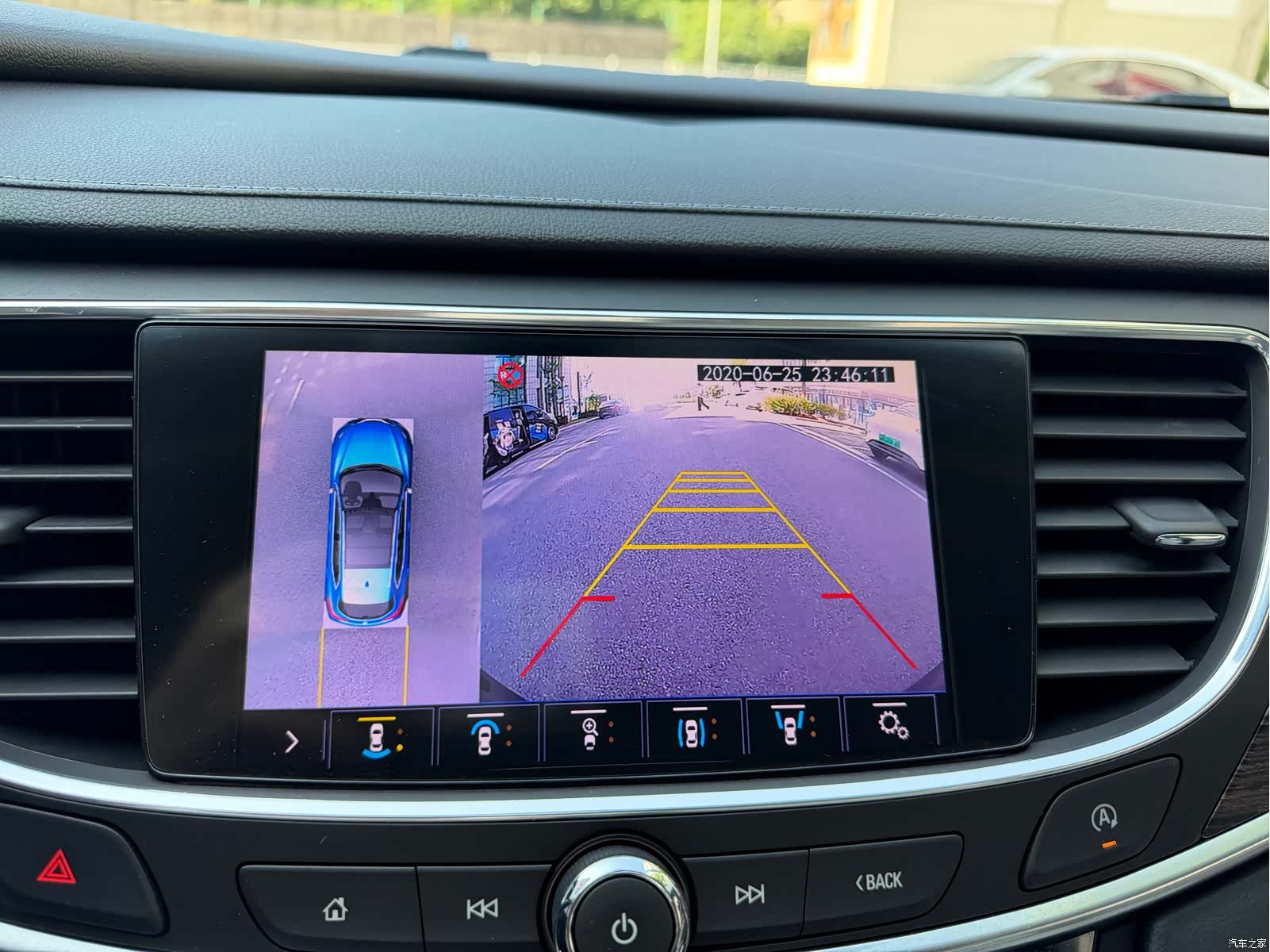 Buick LaCrosse, 2019 13