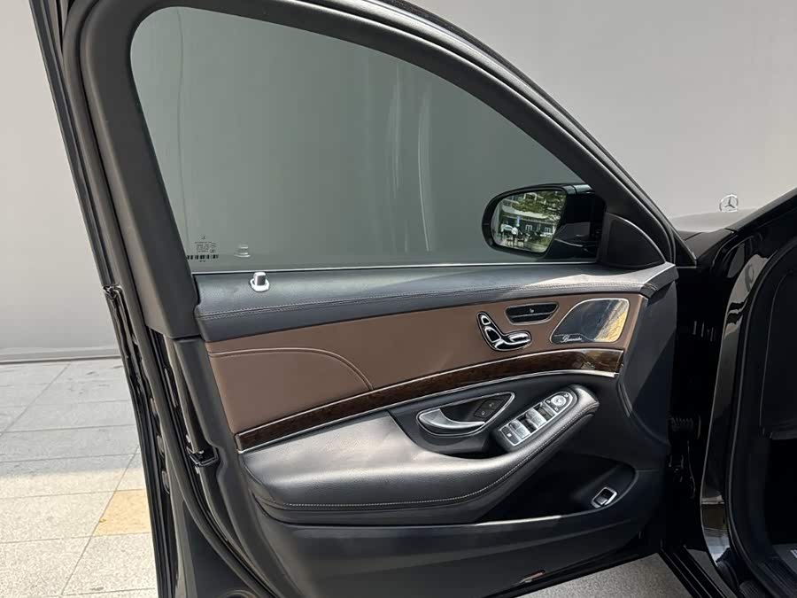 Mercedes-Benz S-Class 2017, фото 12