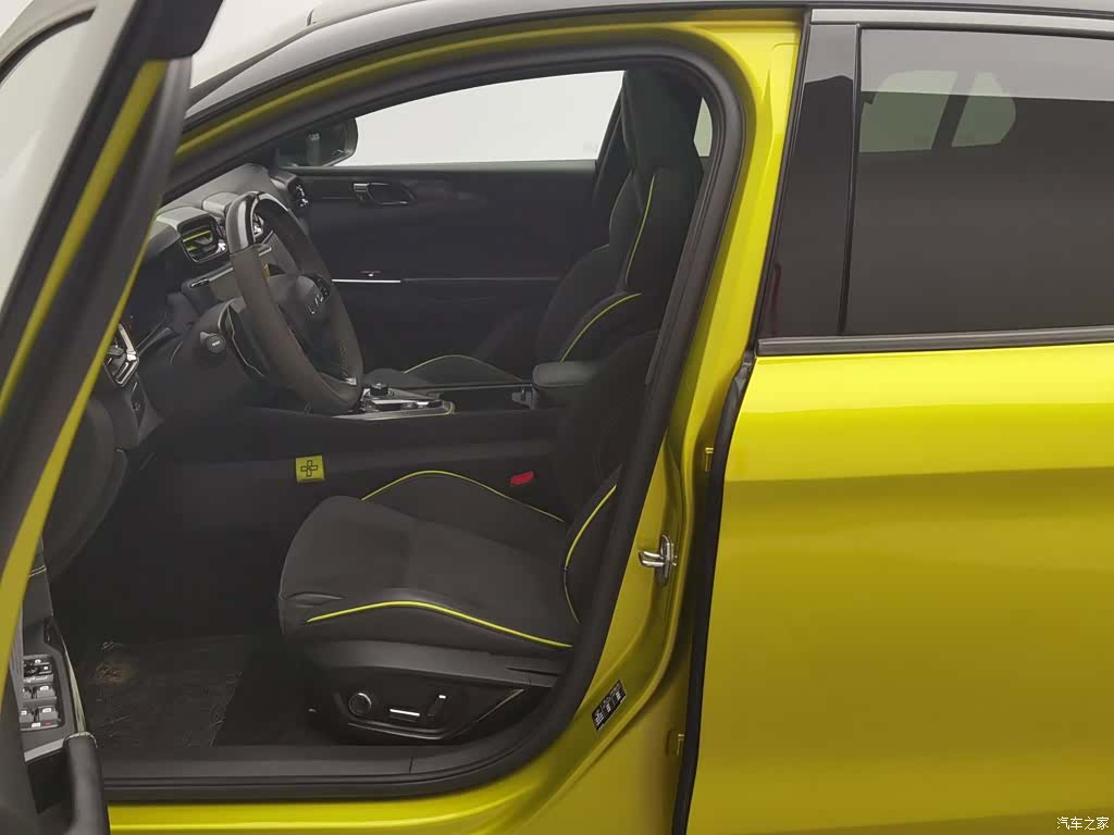 Lynk & Co 01, 2019 10