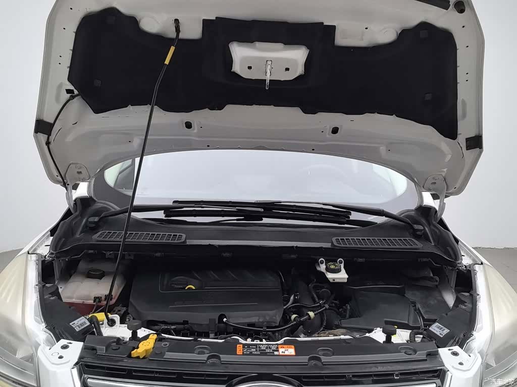 Ford Kuga, 2016 6