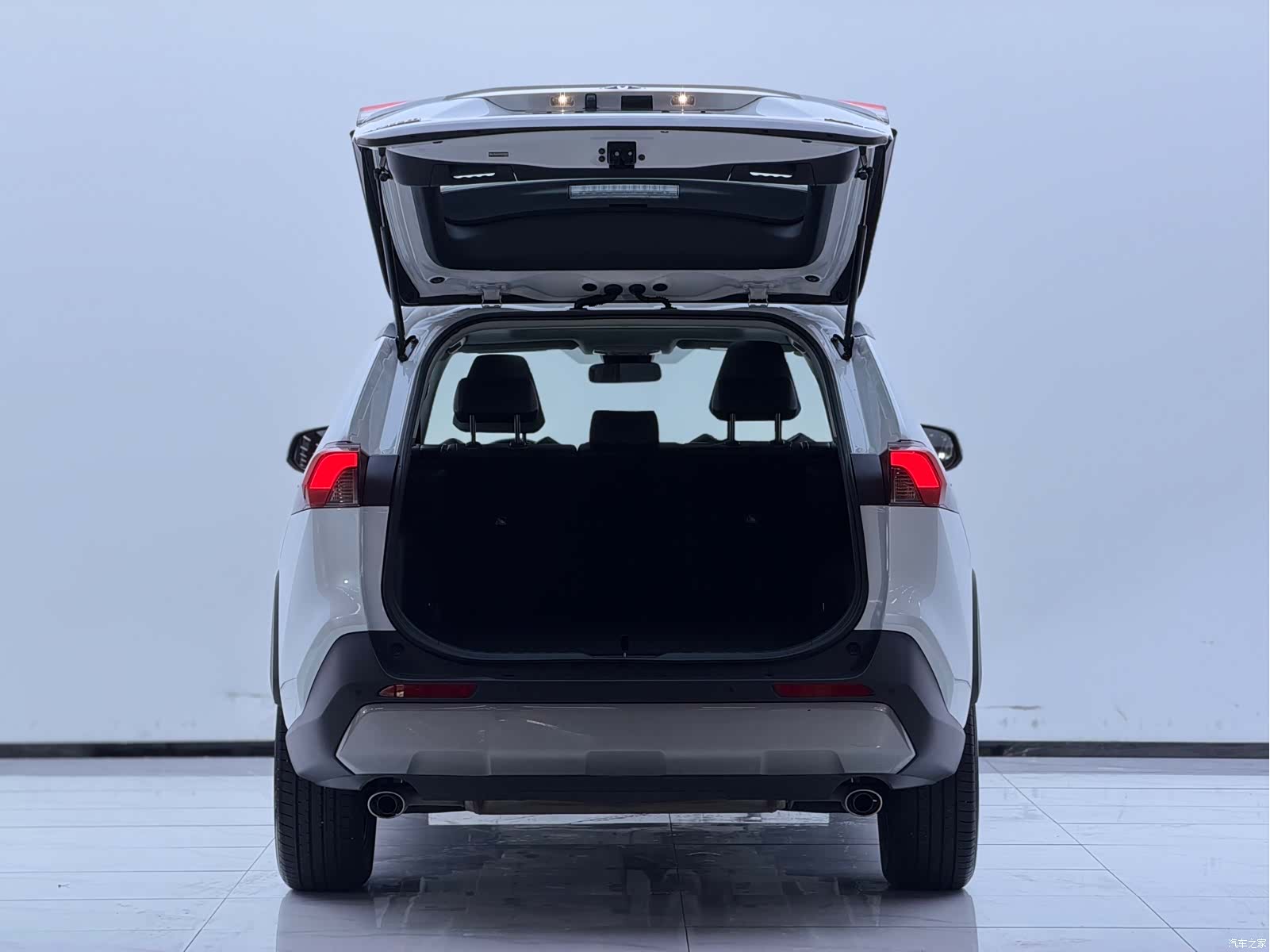 Toyota RAV4, 2024 25