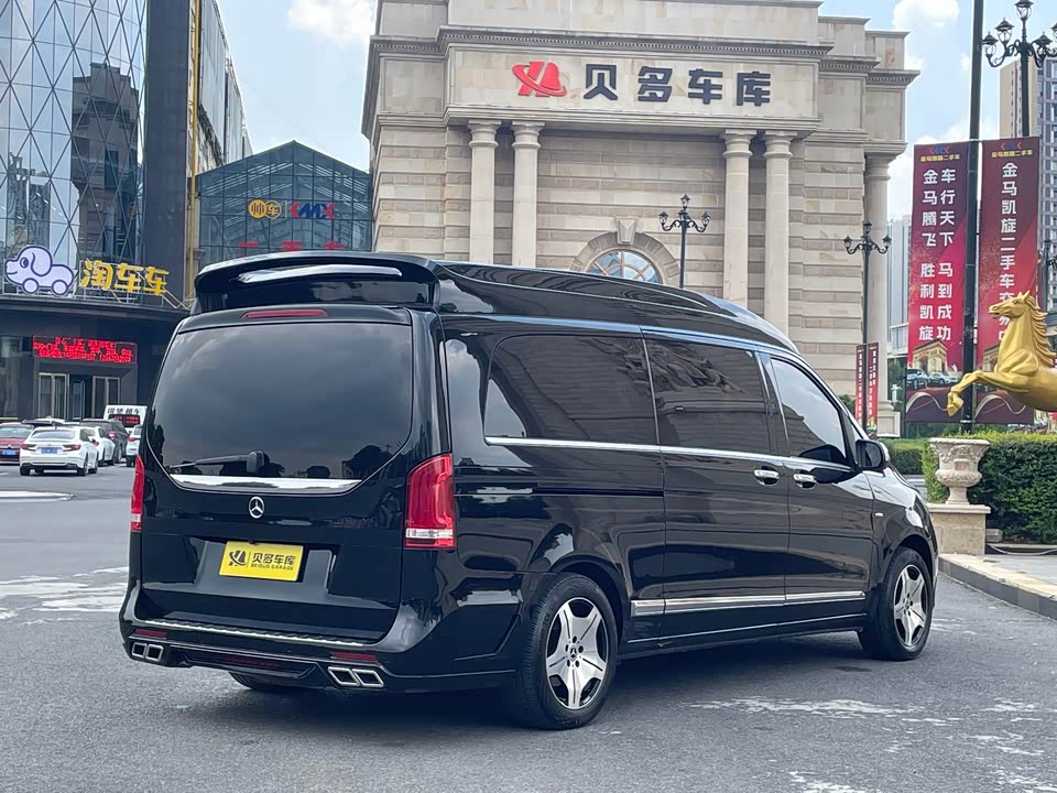 Mercedes-Benz V-class