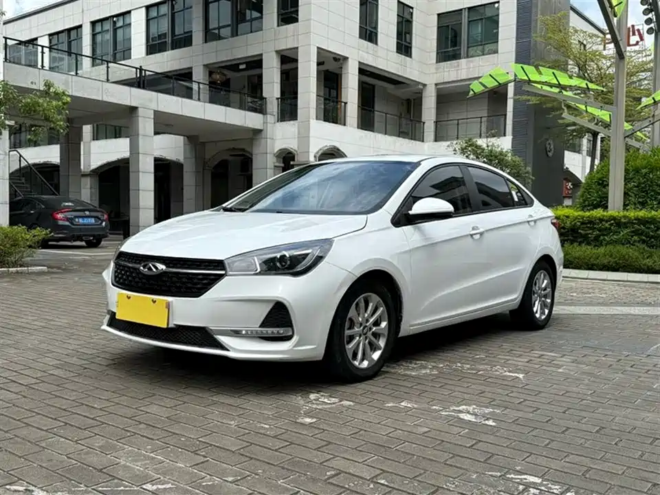 Chery Arrizo 5