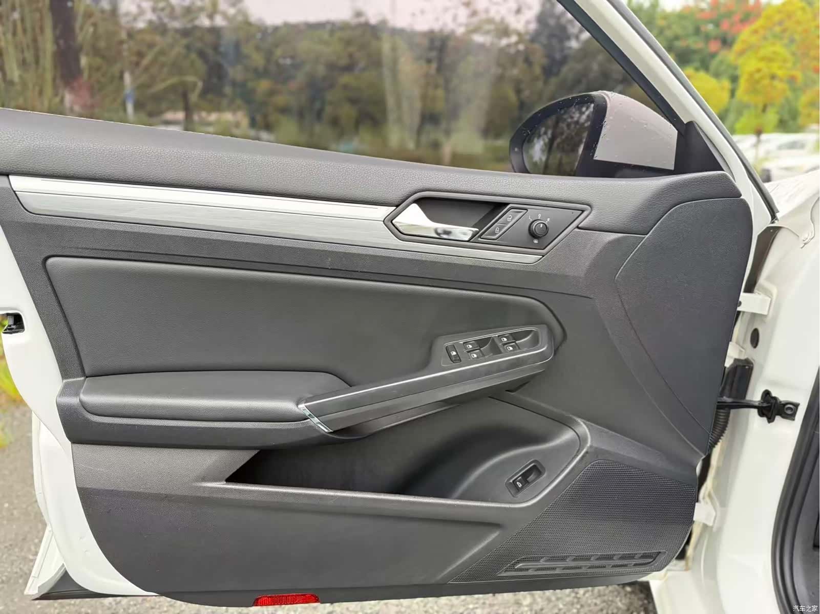 Volkswagen Lamando, 2017 11