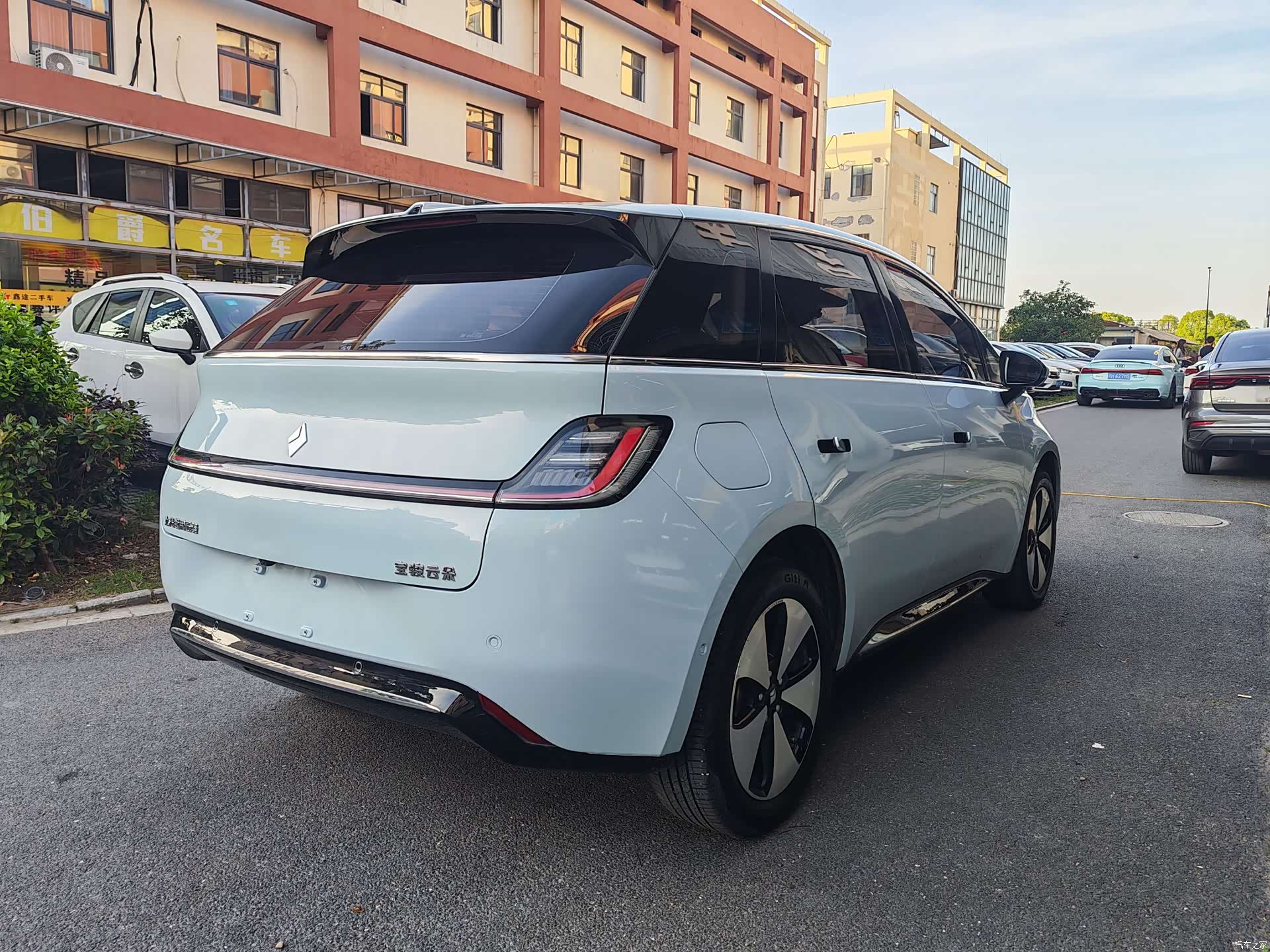 Wuling 460, 2024 4