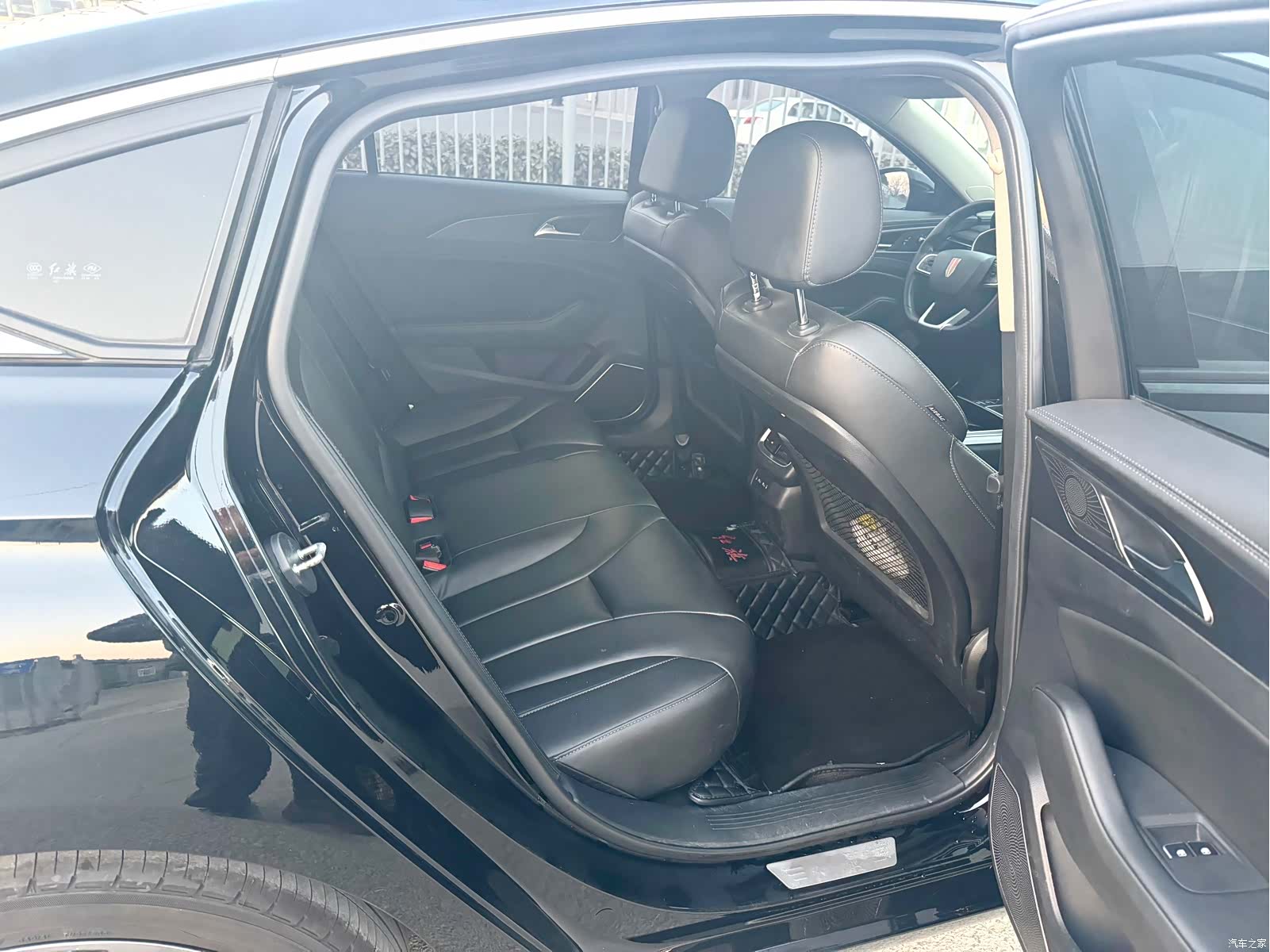 Hongqi H5, 2021 все фото