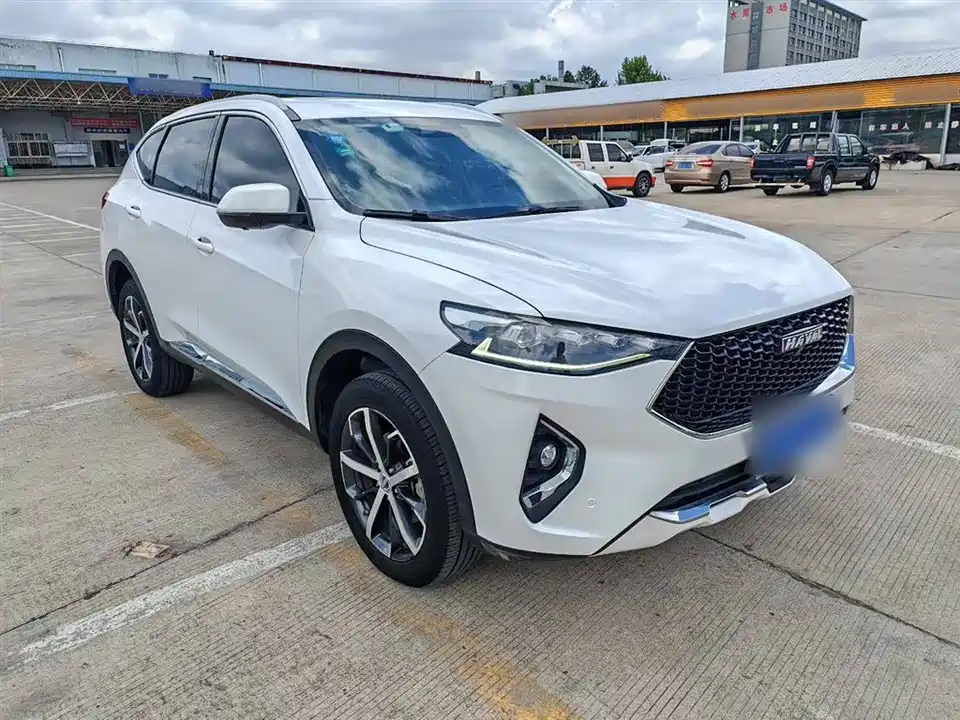 Haval F7