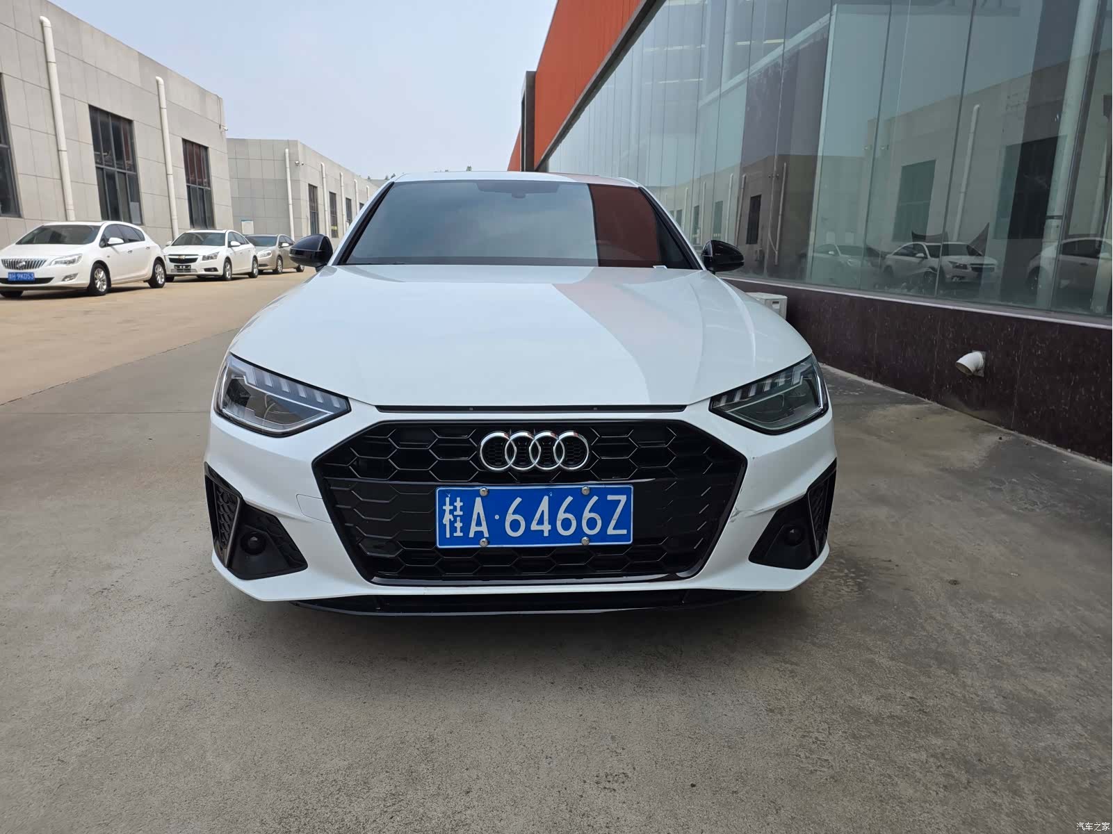 Audi A4L, 2025 3