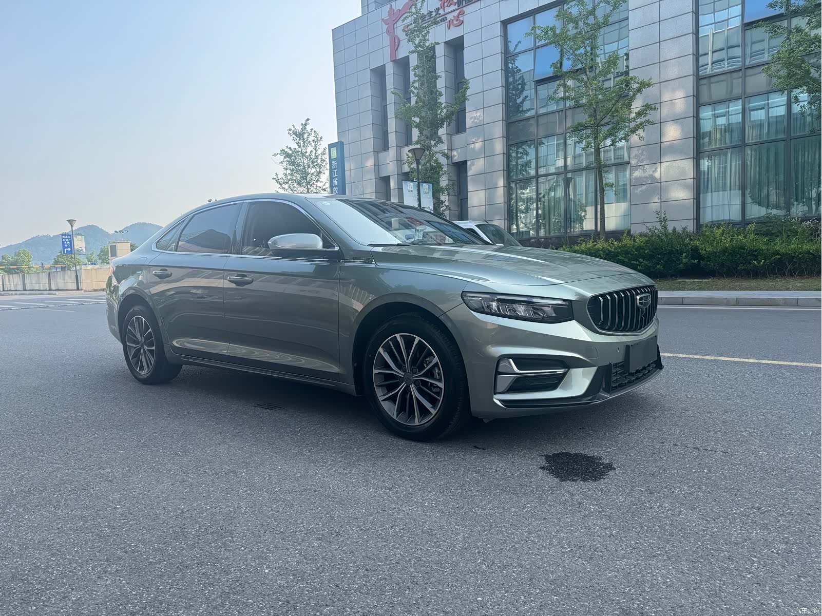 Geely Preface, 2024 4