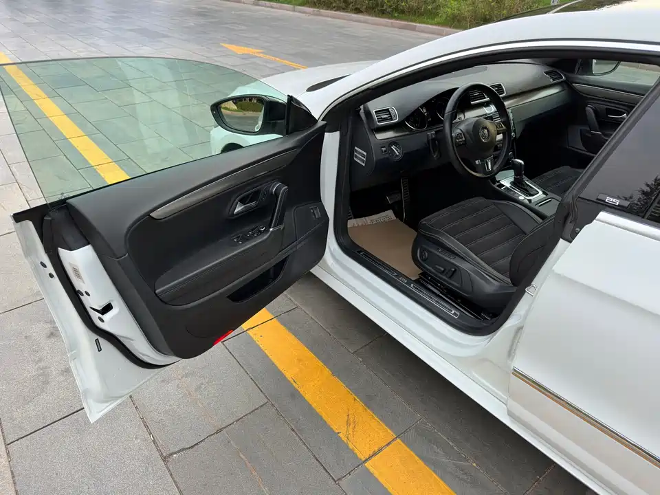Volkswagen CC Volkswagen CC