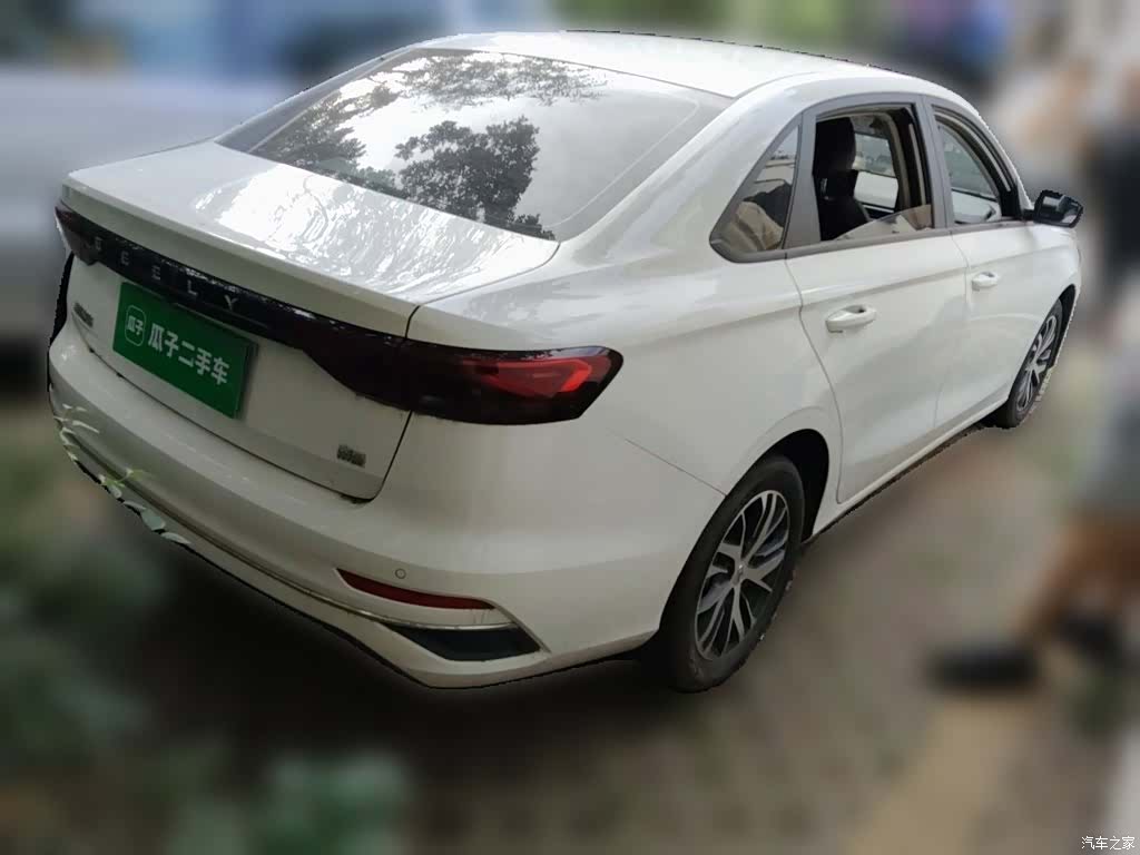 Geely Emgrand, 2023 все фото
