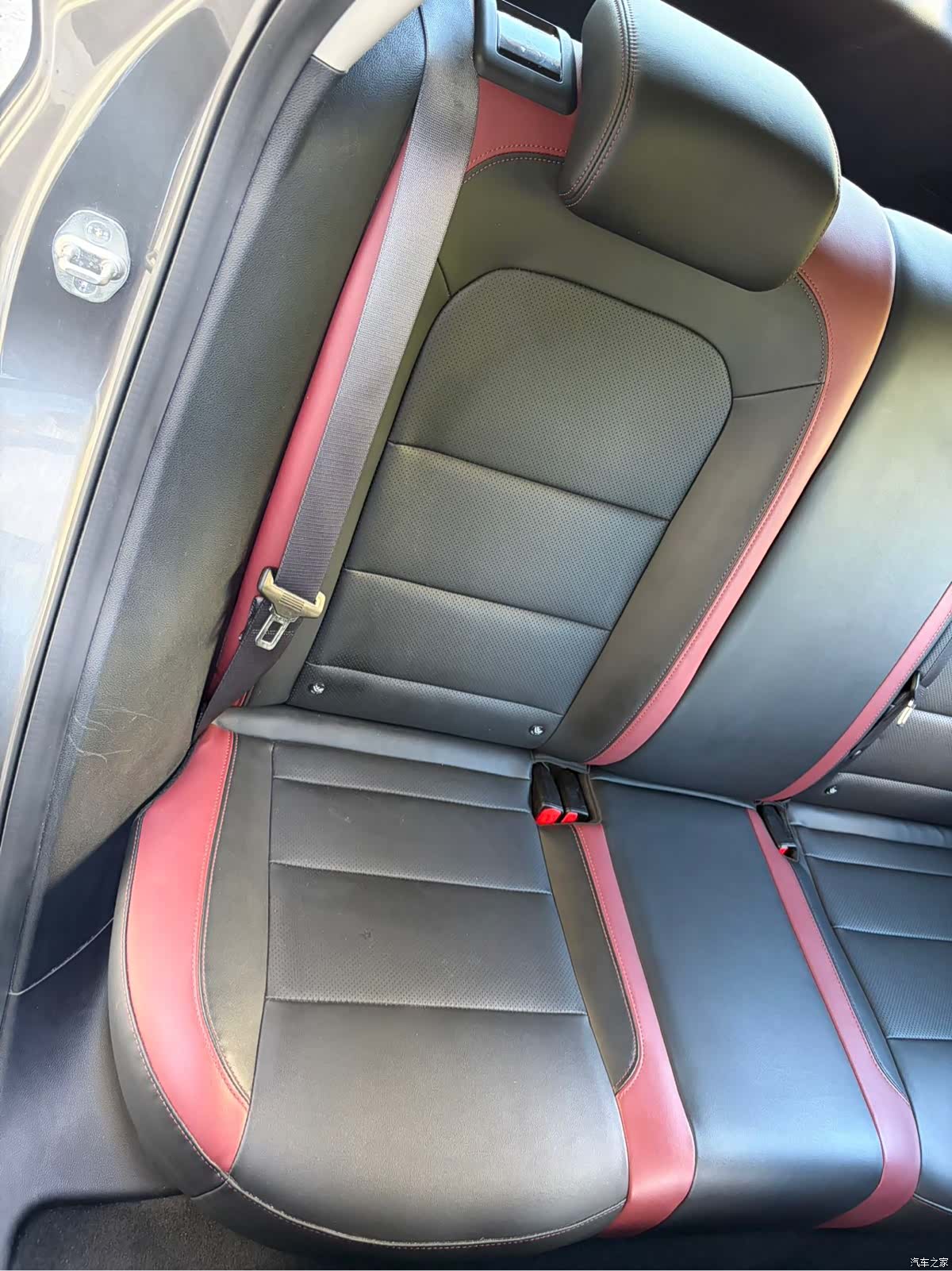 Geely Coolray, 2022 9