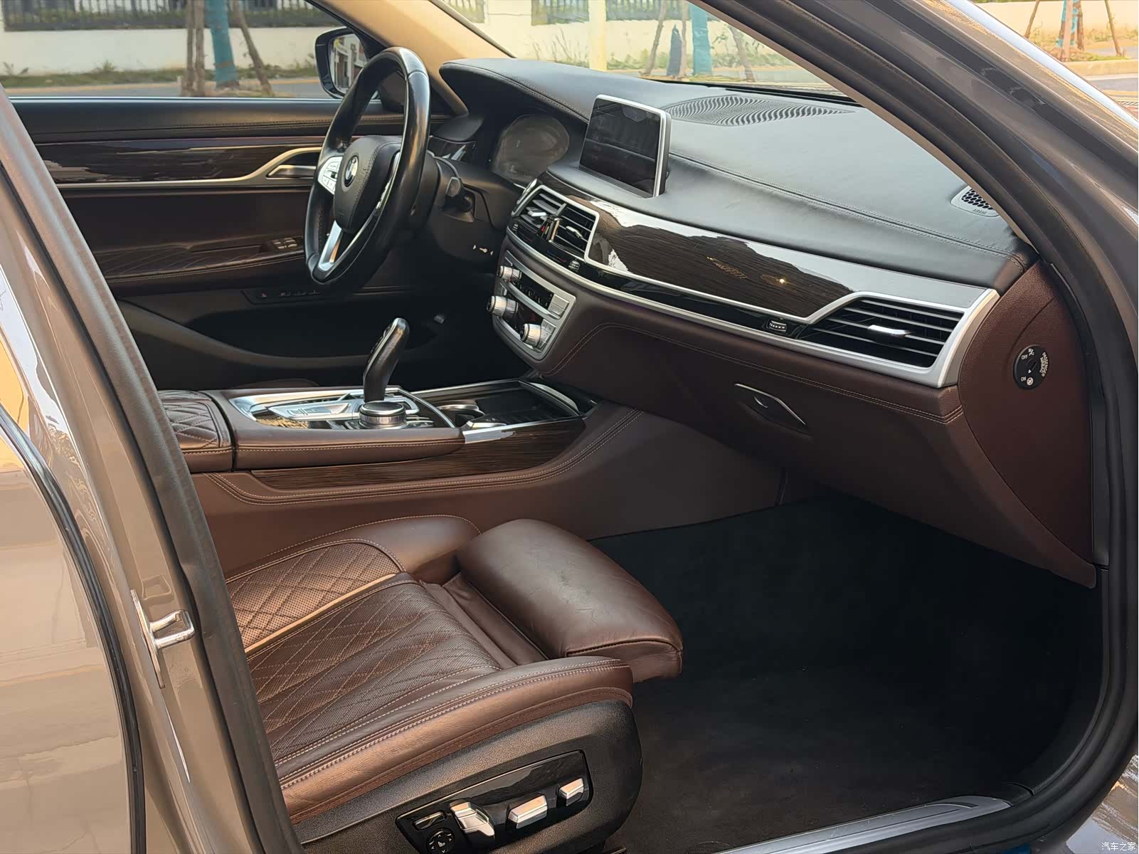 BMW 7 Series, 2020 7