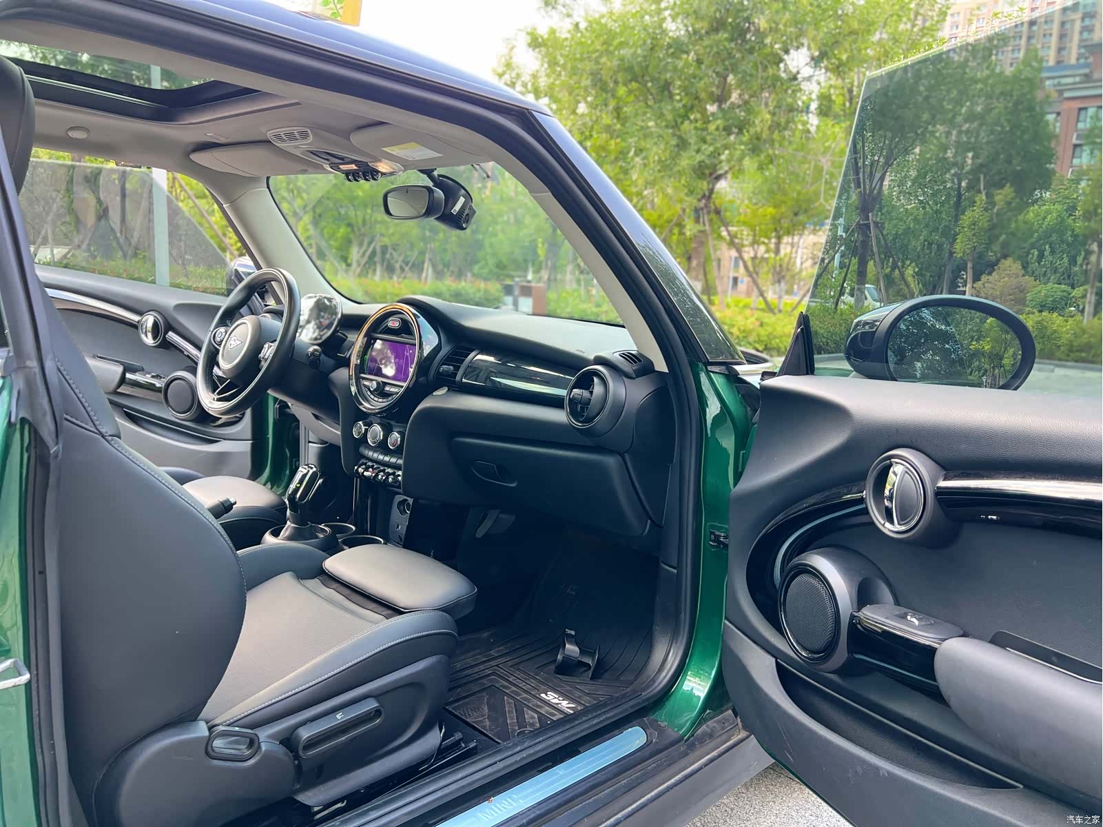 Mini Cooper, 2021 все фото