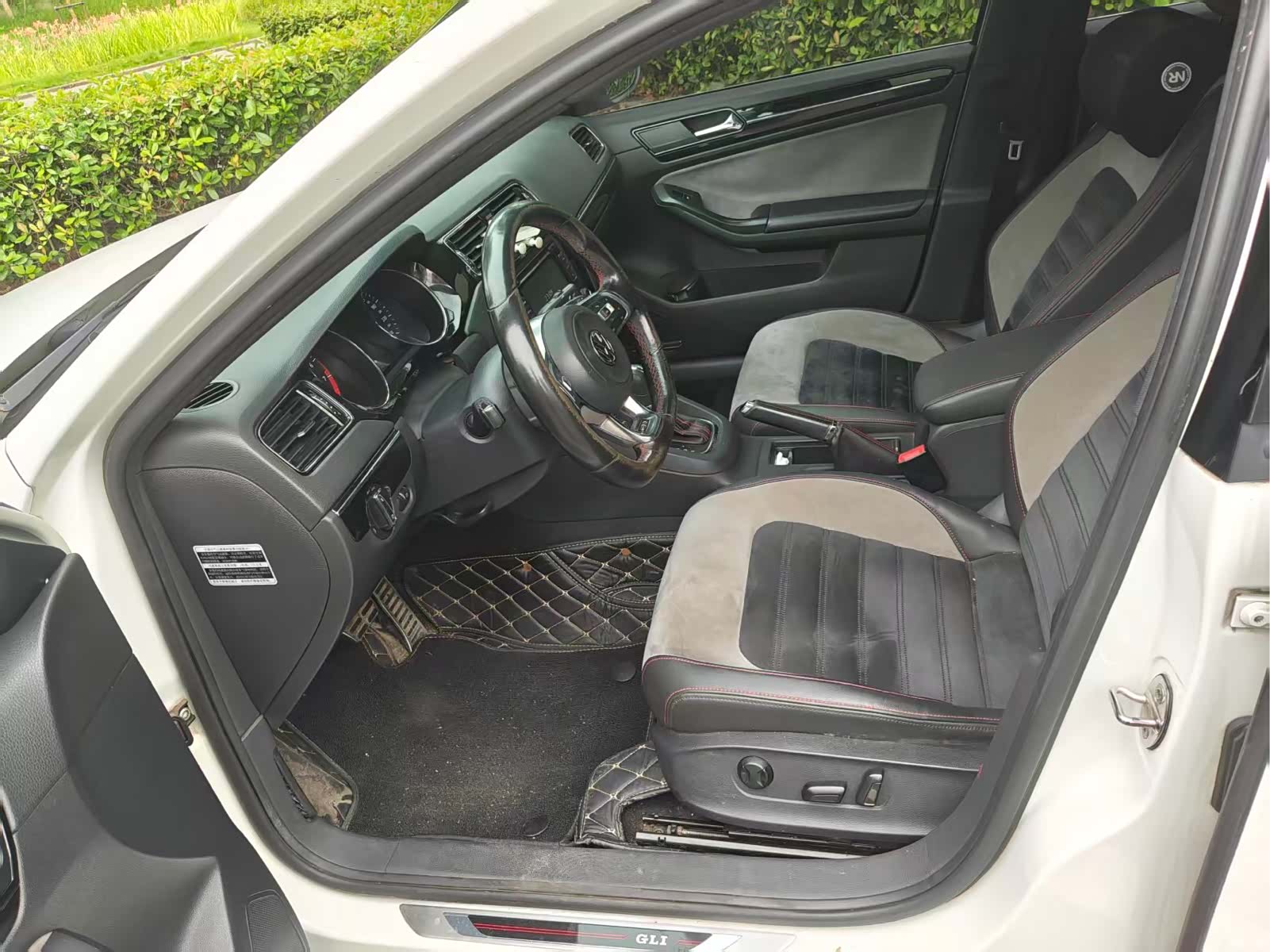 Volkswagen Sagitar, 2016 4