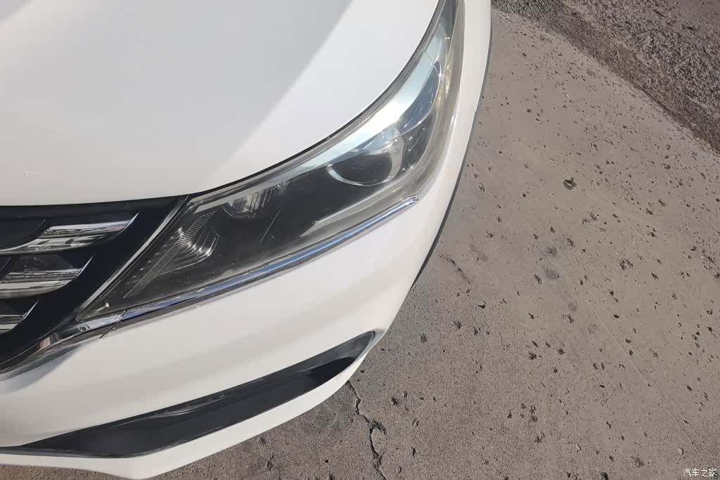 Wuling 310W, 2018 все фото