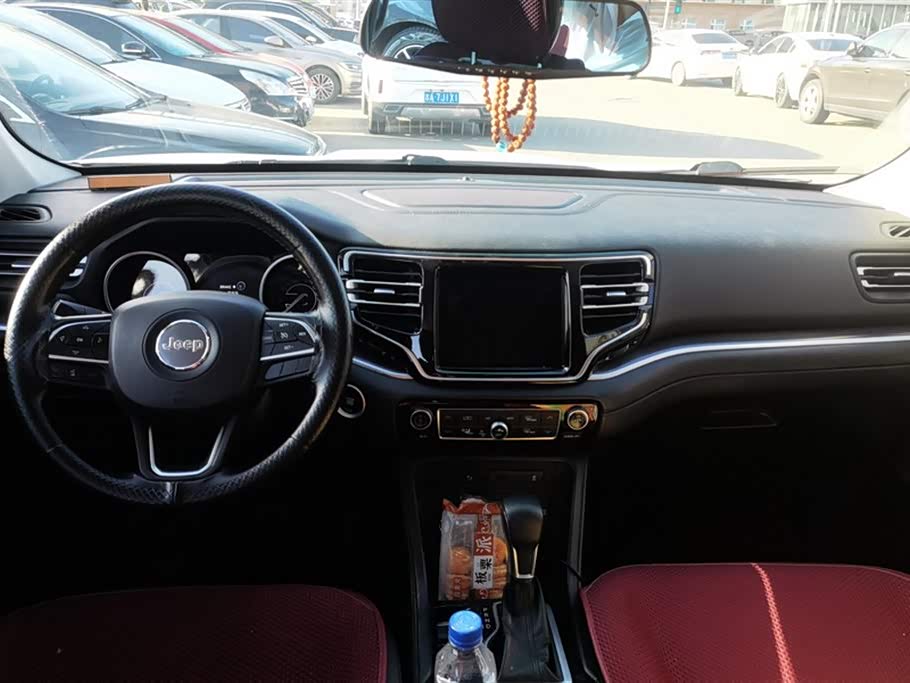 Jeep Grand Commander