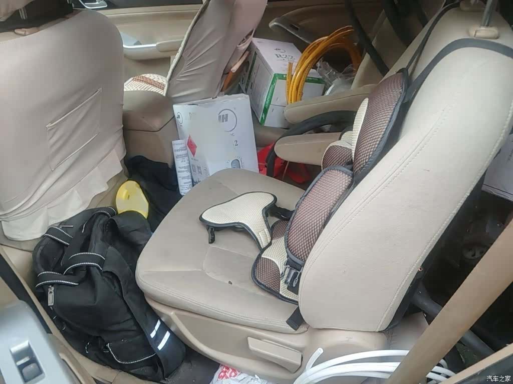 Wuling 730, 2015 15