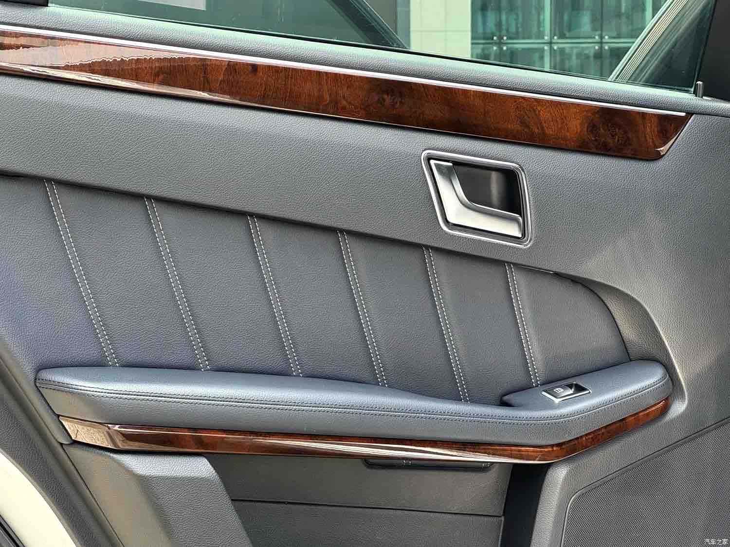 Mercedes-Benz E-Class, 2014 17