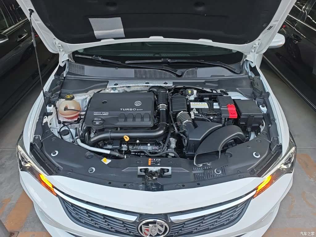 Buick Verano, 2022 20