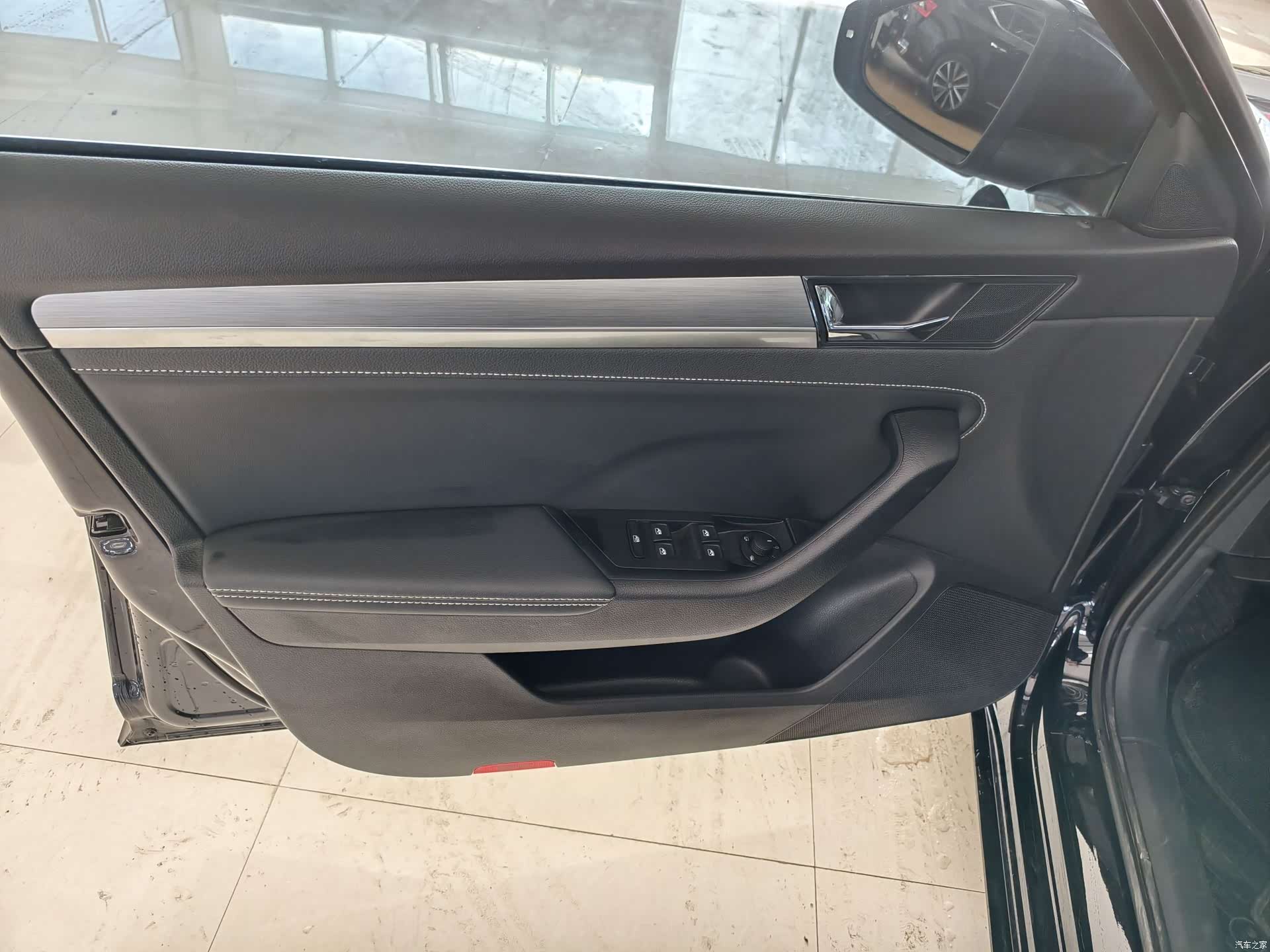 Skoda Superb, 2023 7