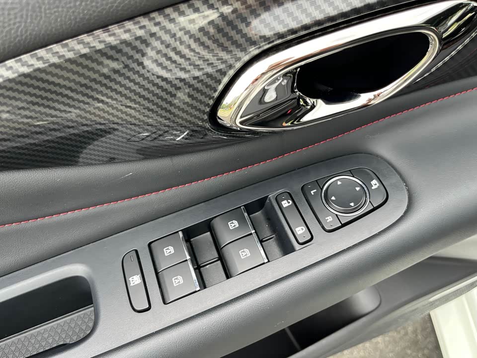 Trumpchi Shadow Leopard