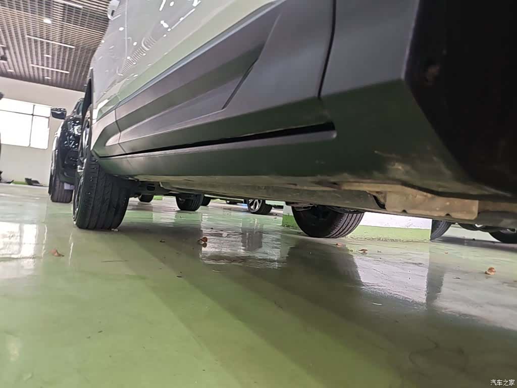 Geely Coolray, 2025 21