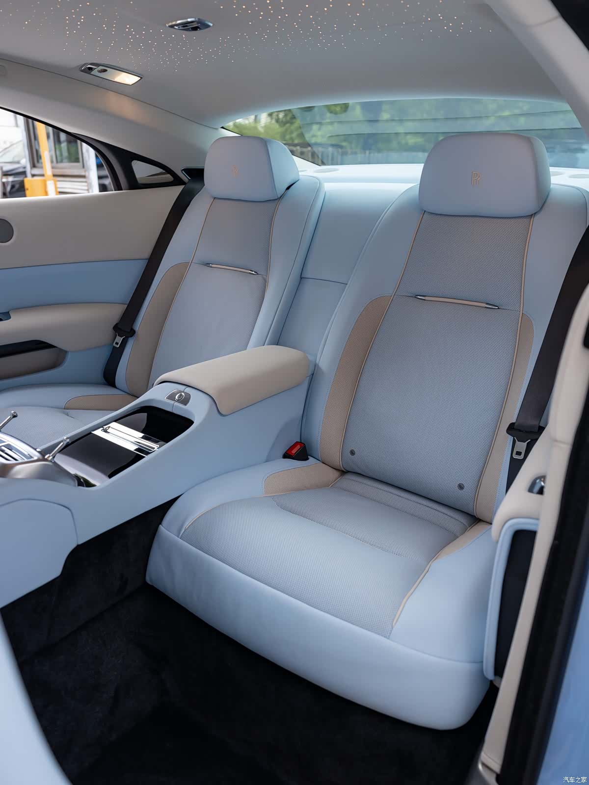 Rolls-Royce Wraith, 2022 21