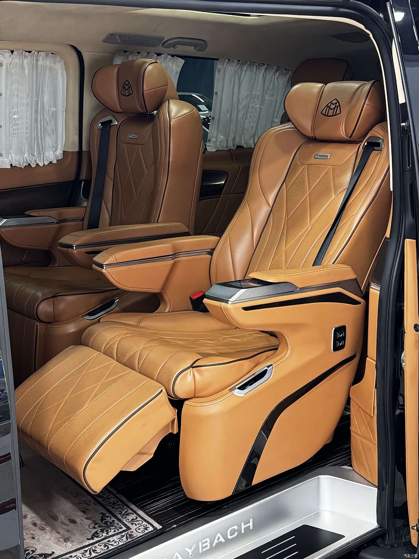 Mercedes-Benz V-Class, 2021 19