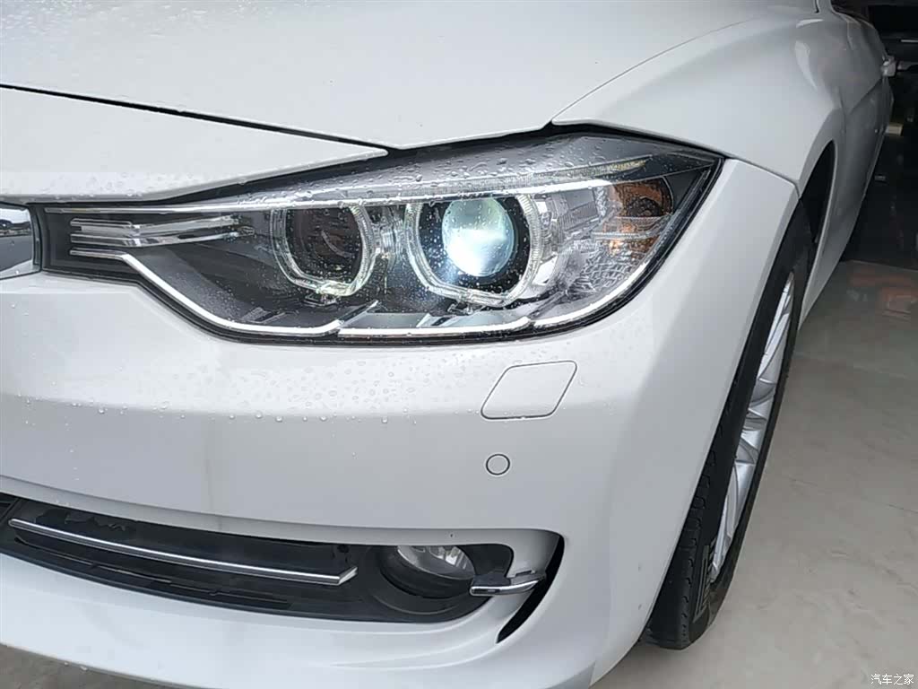 BMW 3 Series, 2015 24