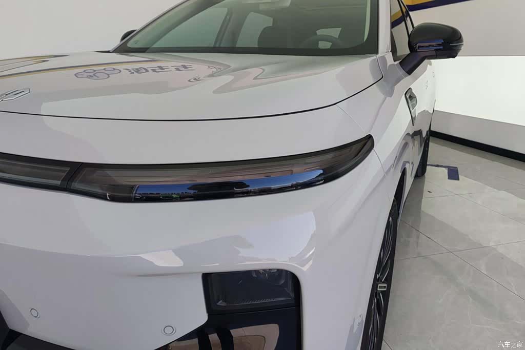Leapmotor B10, 2026 все фото