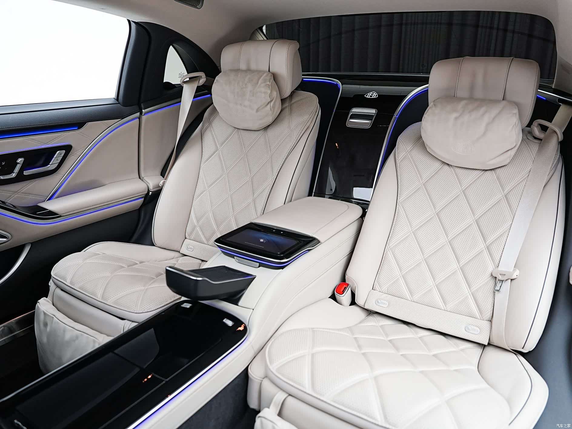 Maybach S-Class, 2024 15