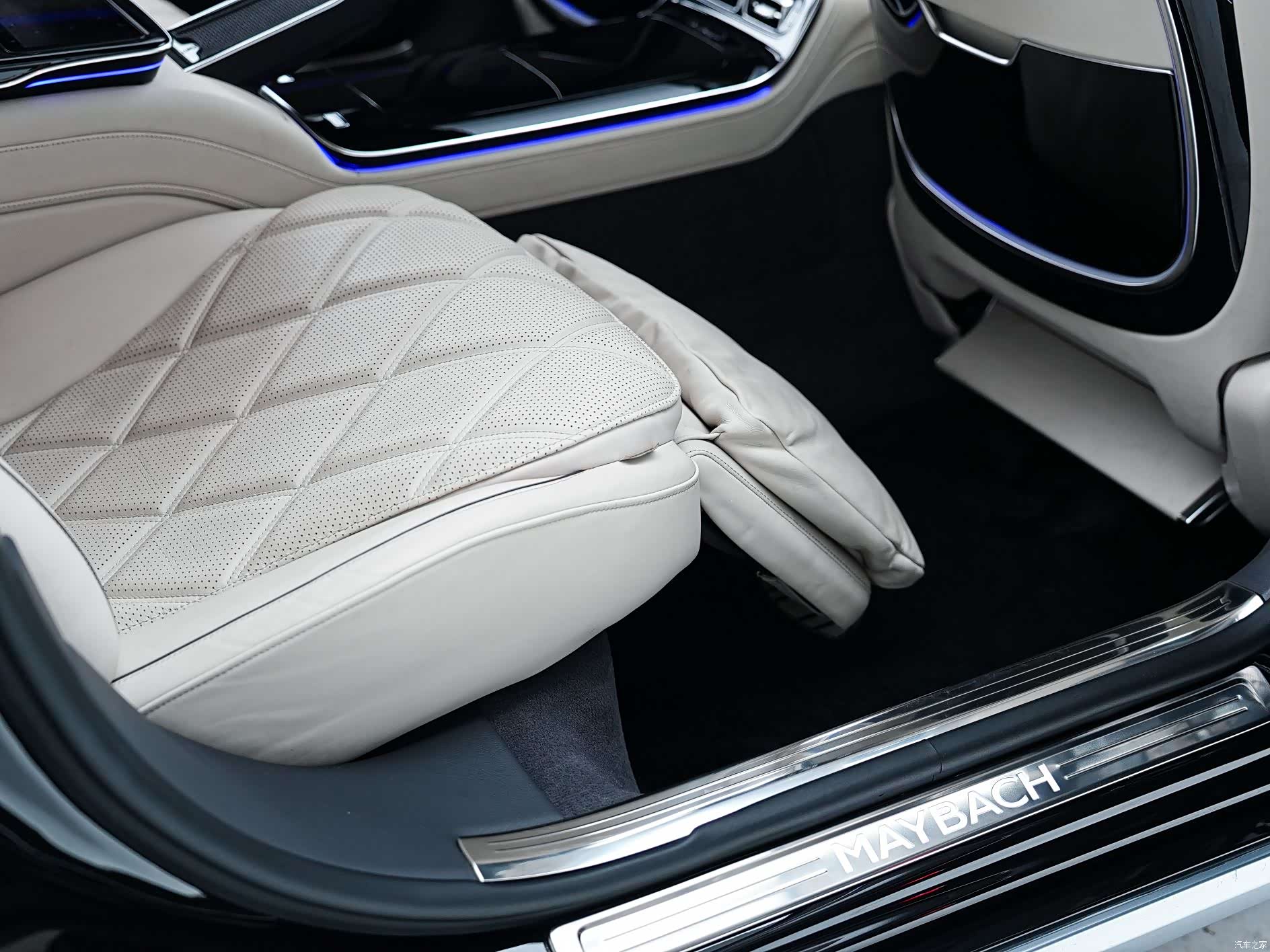 Maybach S-Class, 2024 23