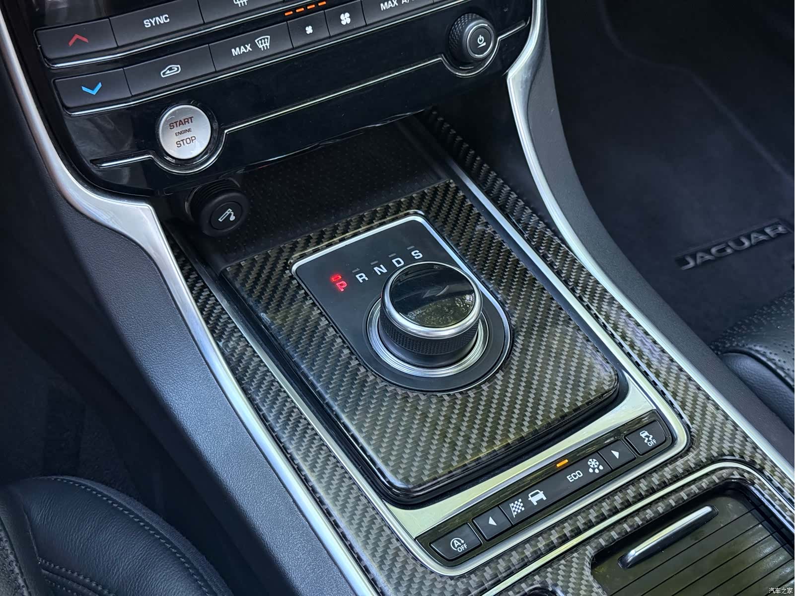 Jaguar XF, 2019 30