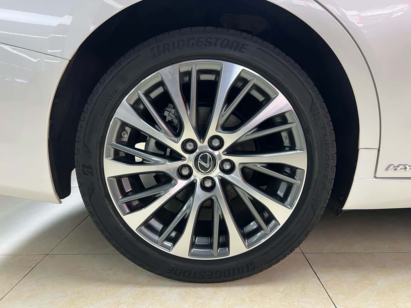 Lexus ES, 2021 27
