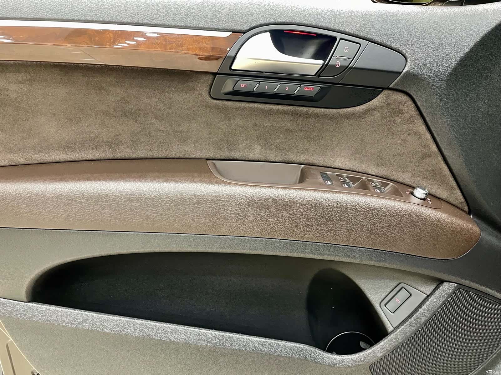 Audi Q7, 2013 21