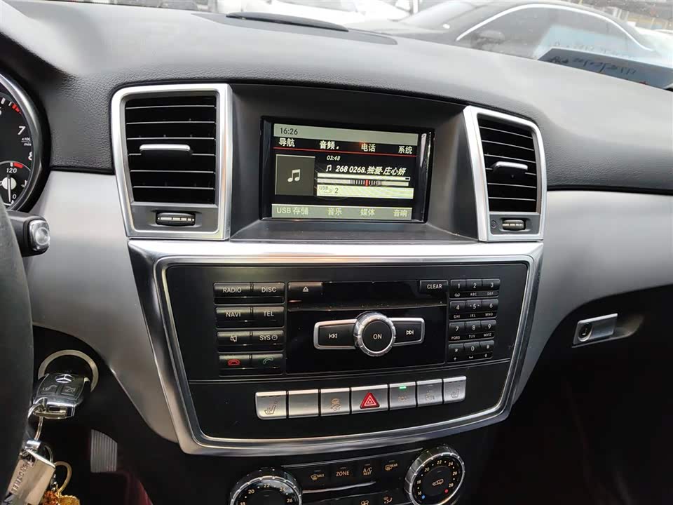 Mercedes-Benz M class