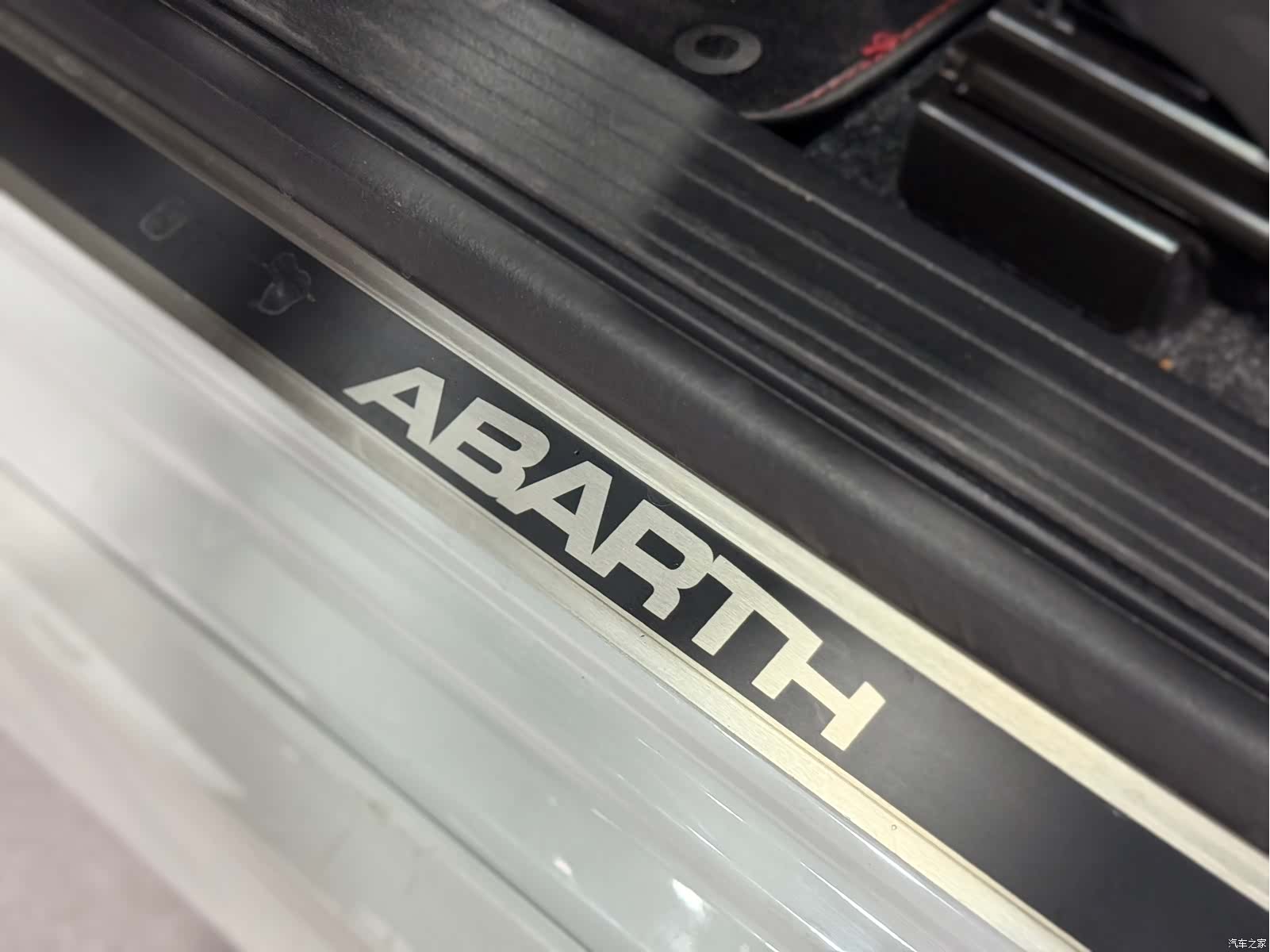 ABARTH 595, 2017 18