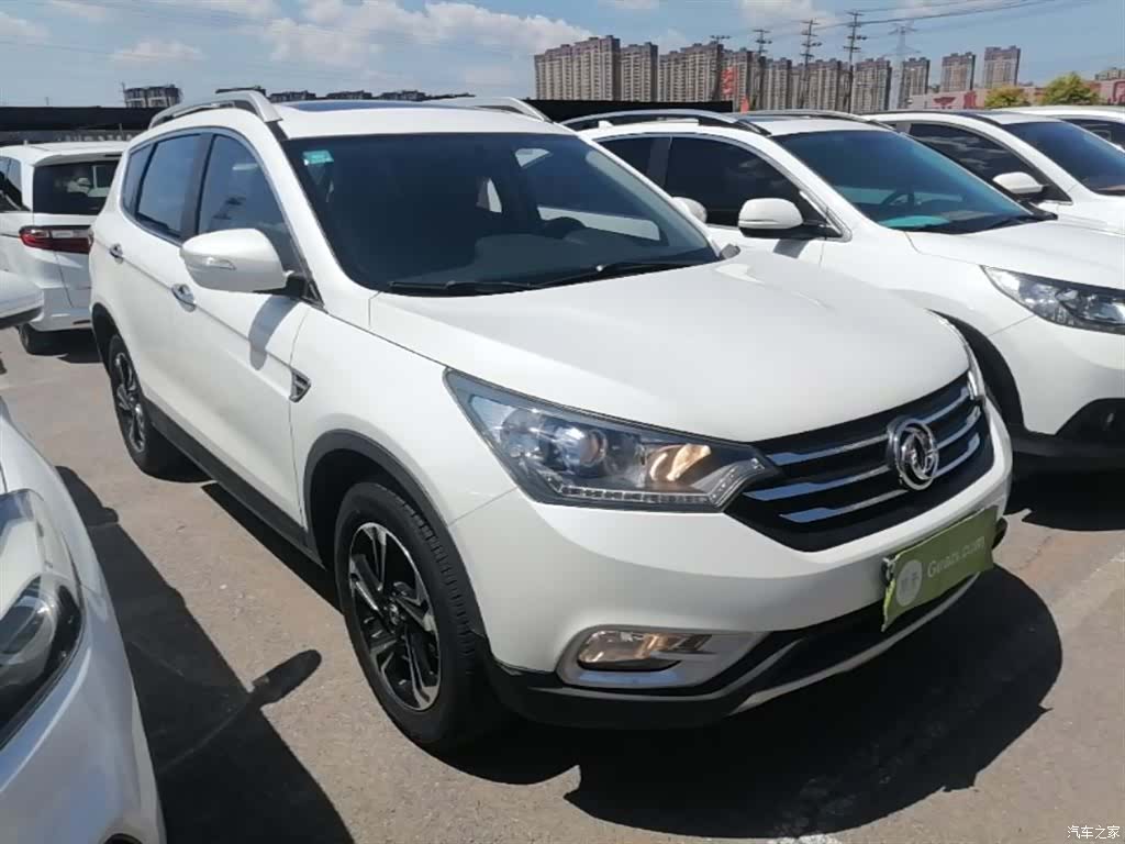 DongFeng AX7, 2016 4