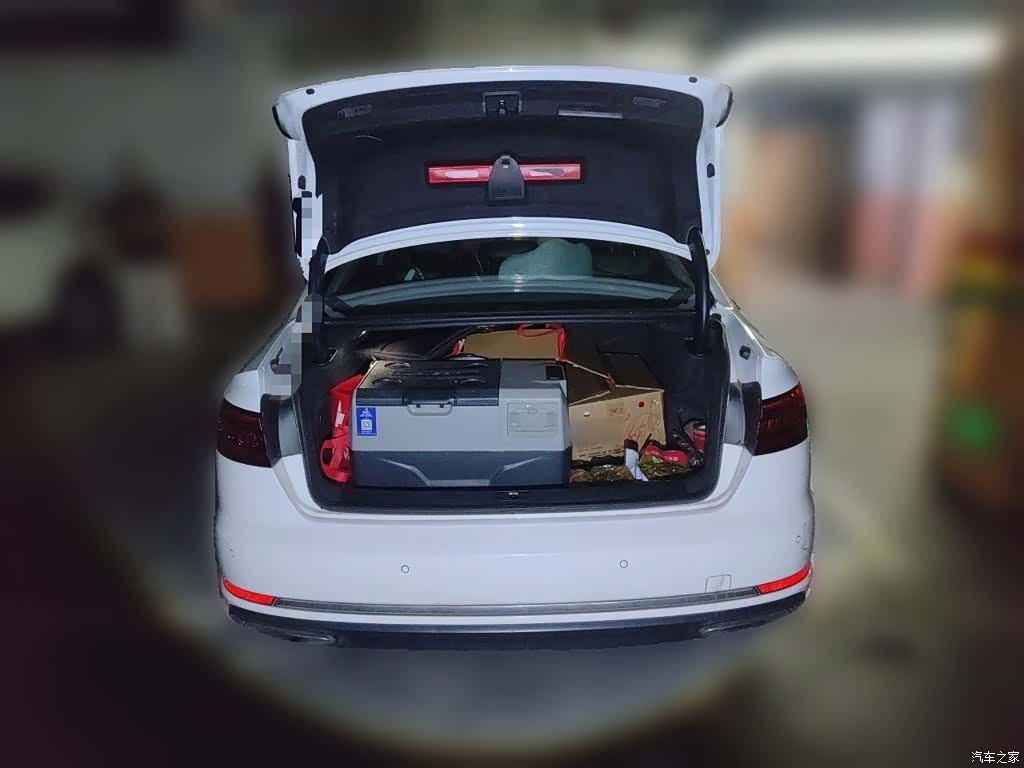 Audi A4L, 2019 10