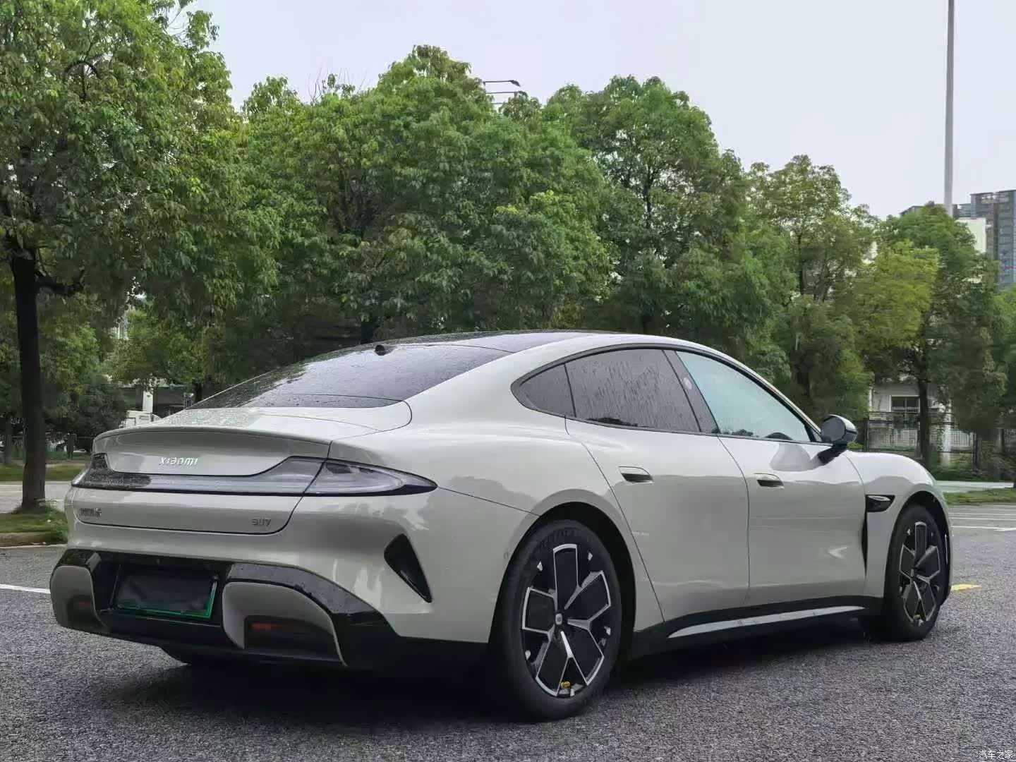 Xiaomi SU7, 2025 9