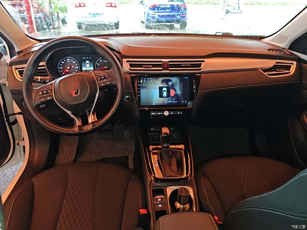 Roewe i5, 2021 10
