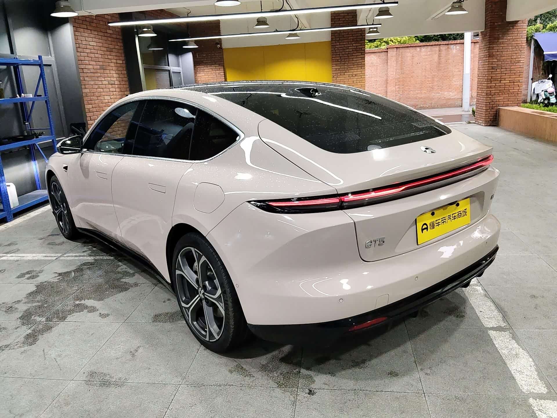 NIO ET5, 2025 3