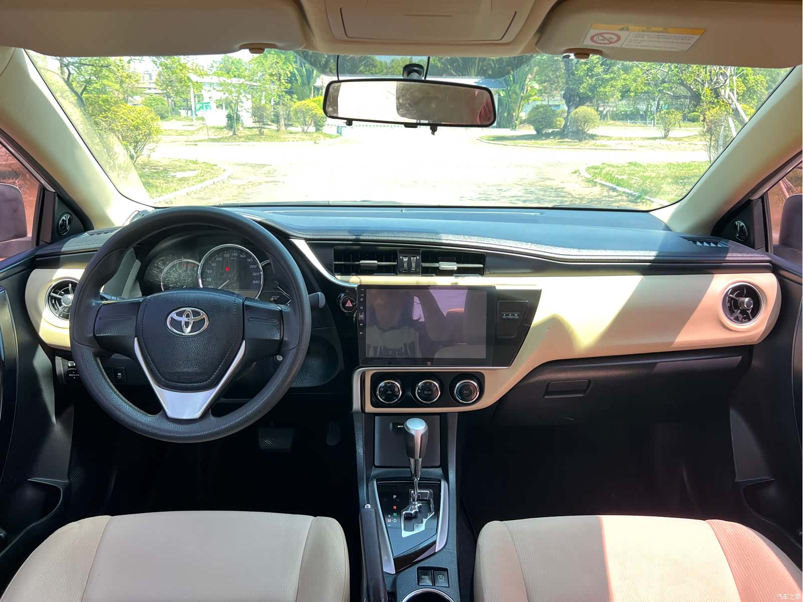 Toyota Corolla, 2017 12
