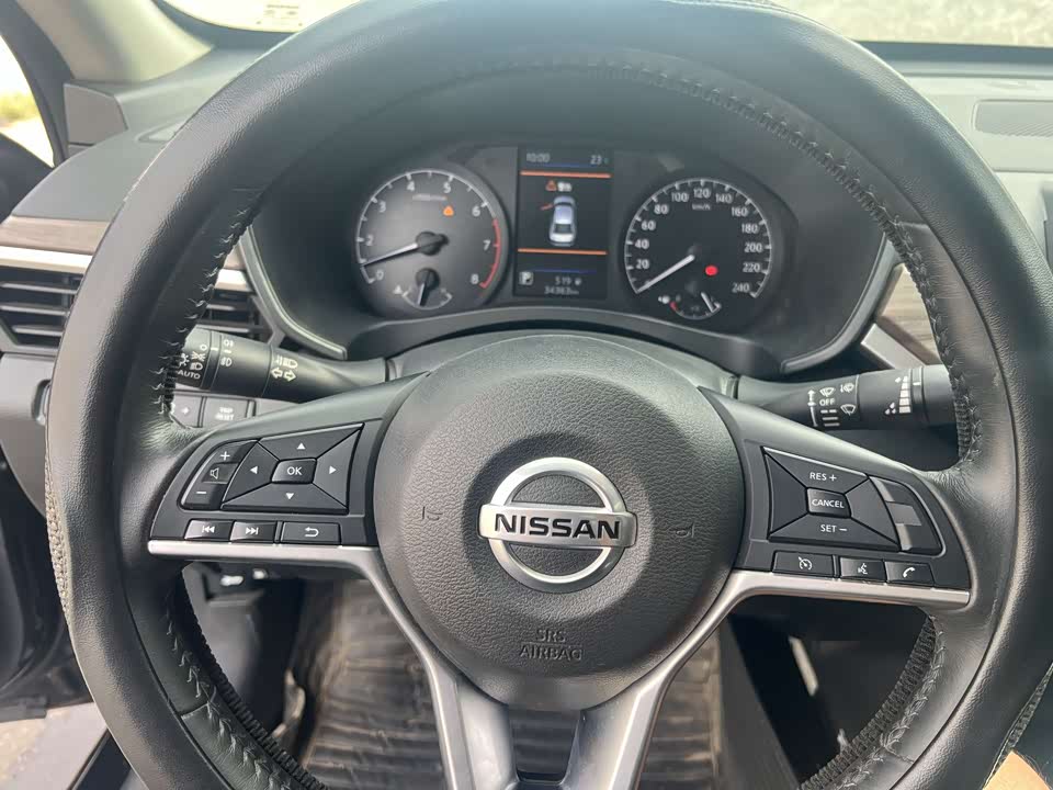 Nissan Teana