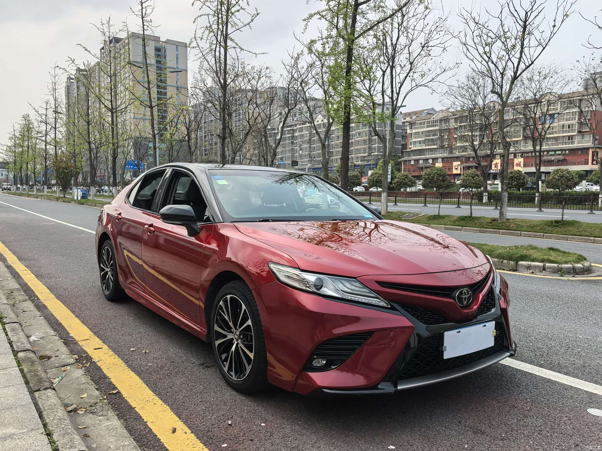 Toyota Camry, 2019 3