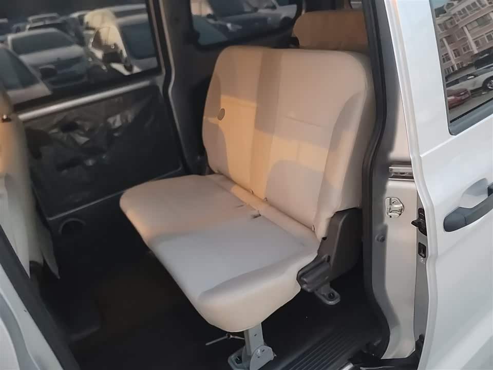 Wuling Wuling Hongguang V